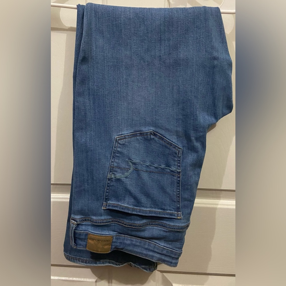 American Eagle Outfitters Boot Cut Jeans GUC